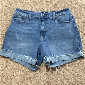 Hollister High Rise Shorts 5” Size 7